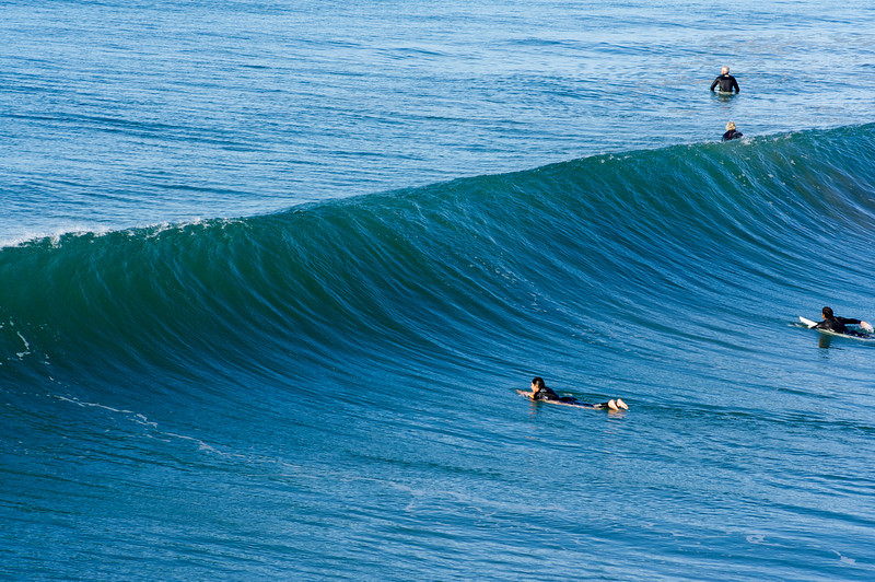 IMAGE: http://ckphotoonline.smugmug.com/Sports/Surf-Jan-9th/IMG4796/762764241_yqJsa-L.jpg