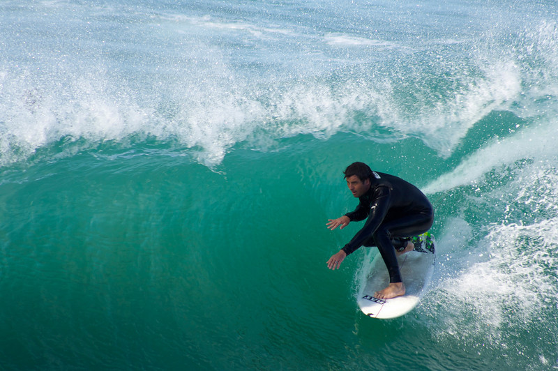 IMAGE: http://ckphotoonline.smugmug.com/Sports/Surf-Jan-9th/IMG4901/762773378_f2tgp-L.jpg