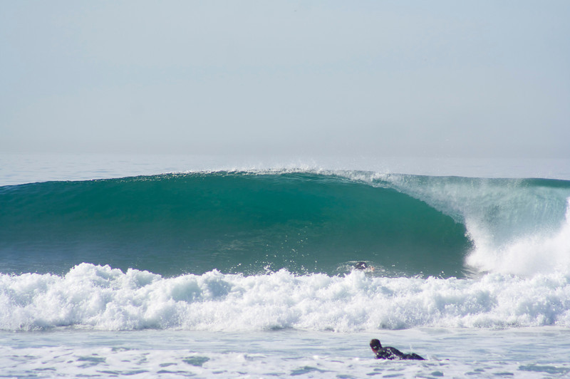 IMAGE: http://ckphotoonline.smugmug.com/Sports/Surf/IMG4359/761247279_R8yYE-L.jpg
