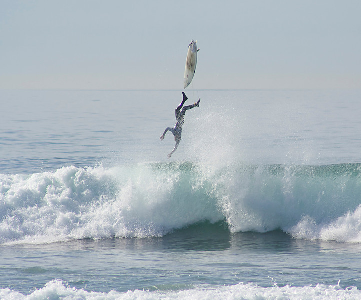 IMAGE: http://ckphotoonline.smugmug.com/Sports/Surf/IMG4421/761251889_HDG3k-L.jpg